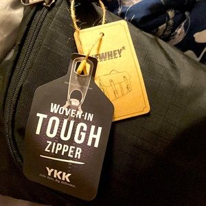 Newhey easy store duffel bag.